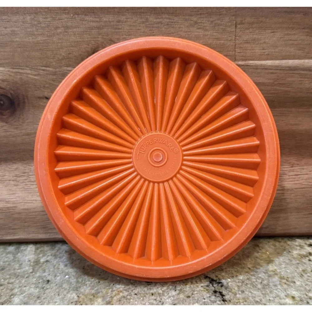 Vintage Tupperware #812 Starburst Round SERVALIER Replacement Lid Orange 5